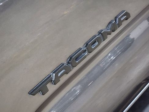 Used 2023 Toyota Tacoma TRD Sport image 25
