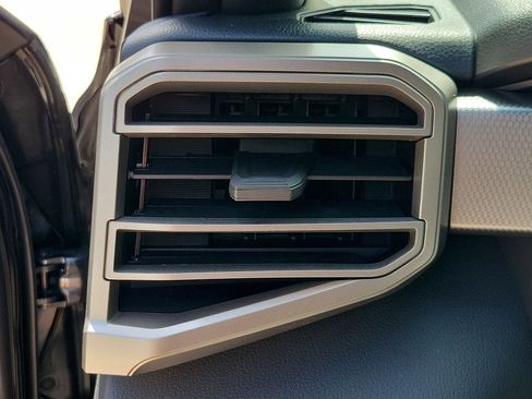 New 2026 Toyota Tundra Limited AWD/4WD image 31