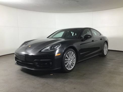 Certified 2023 Porsche Panamera 4 AWD/4WD image 1