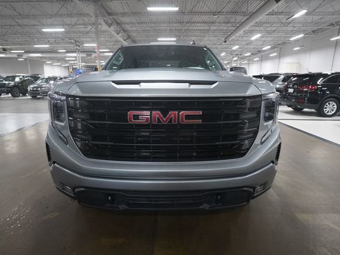 Used 2025 GMC Sierra 1500 Elevation AWD/4WD image 11