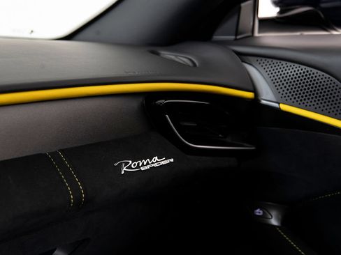 Certified 2024 Ferrari Roma Spider RWD image 15