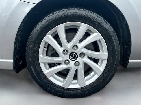 Used 2013 MAZDA MAZDA5 Sport FWD image 30