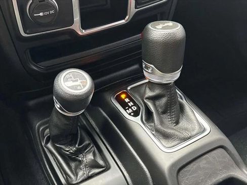 Certified 2022 Jeep Wrangler Unlimited Sport image 24