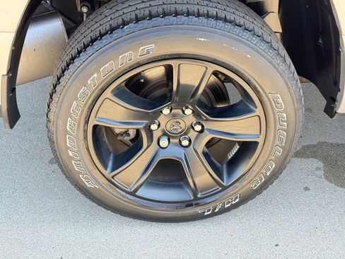 Used 2023 RAM 1500 Big Horn AWD/4WD image 12