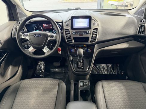 Used 2019 Ford Transit Connect XLT FWD image 13