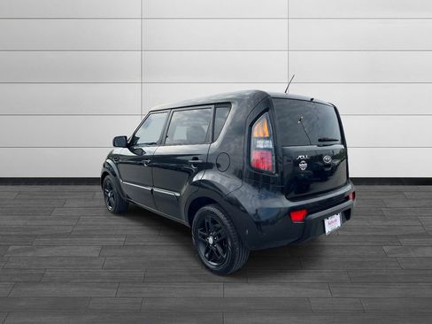 Used 2011 Kia Soul + w/ Audio Pkg FWD image 5