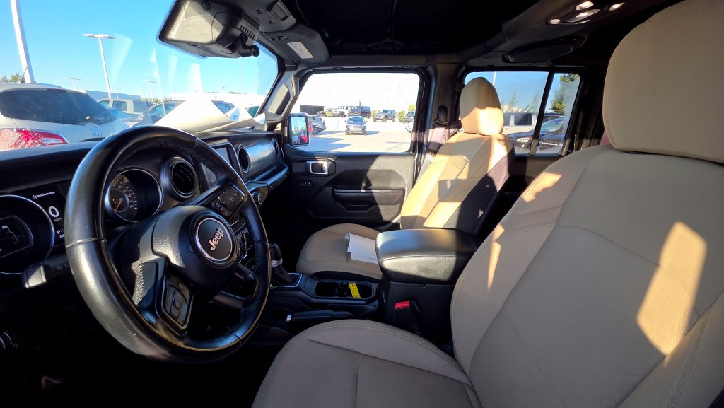 Used 2021 Jeep Wrangler Unlimited Sport AWD/4WD image 11