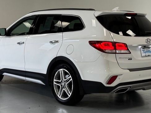 Used 2019 Hyundai Santa Fe XL FWD image 4
