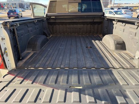 Used 2021 GMC Sierra 2500 AT4 w/ AT4 Preferred Package image 14