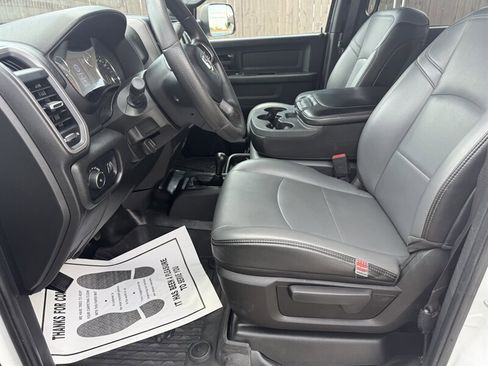 Used 2021 RAM 2500 Tradesman w/ Chrome Appearance Group image 17