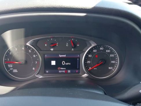 Used 2021 GMC Acadia AT4 w/ LPO, Adventure Package AWD/4WD image 17