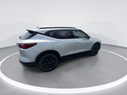 Used 2021 Chevrolet Blazer LT w/ Midnight/Sport Edition FWD image 8