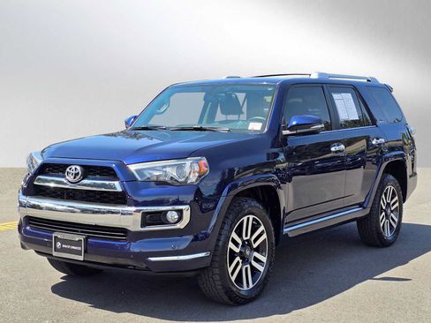 Used 2018 Toyota 4Runner Limited AWD/4WD image 7