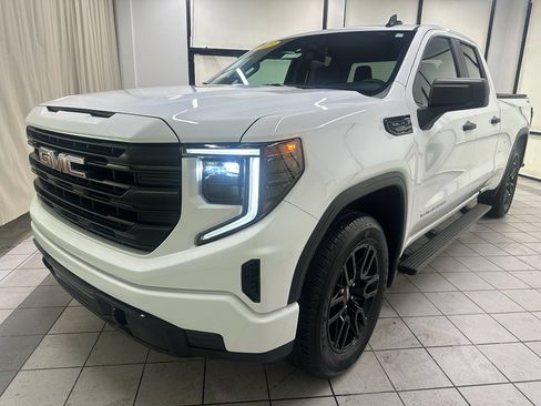 Used 2023 GMC Sierra 1500 Pro w/ Graphite Edition AWD/4WD image 12