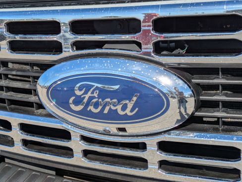 Used 2023 Ford F350 XLT w/ 360-Degree Camera Package image 18