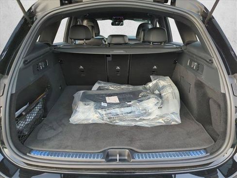 Certified 2026 Mercedes-Benz GLC 300 image 6