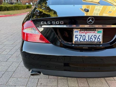 Used 2006 Mercedes-Benz CLS 500 image 25