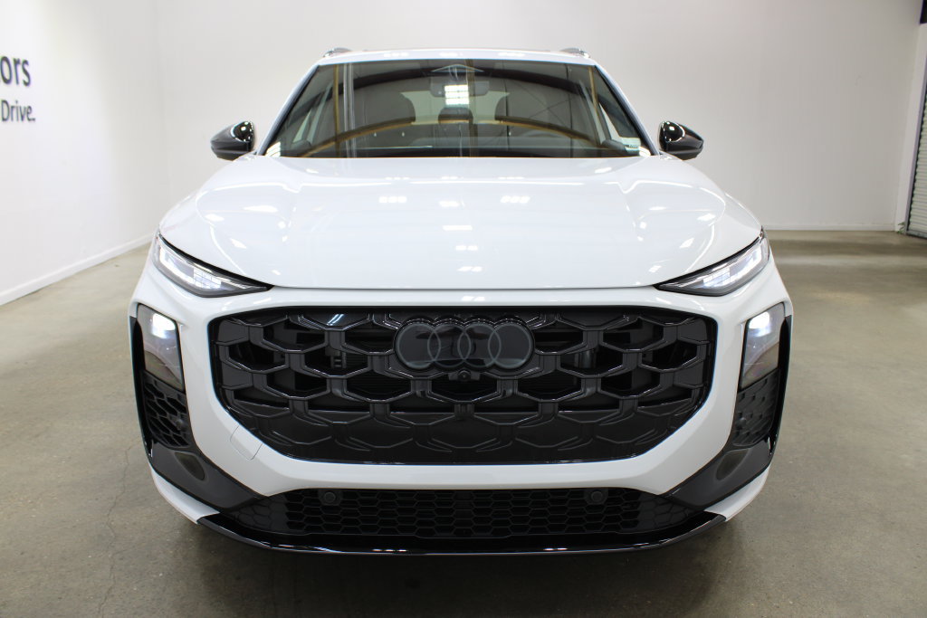 New 2026 Audi Q3 quattro 2.0T AWD/4WD image 7