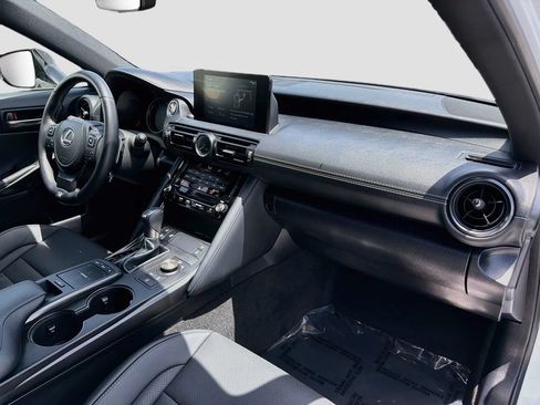 Used 2025 Lexus IS 350 F Sport RWD image 32