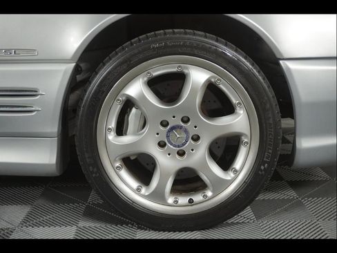 Used 2002 Mercedes-Benz SL 500 image 27