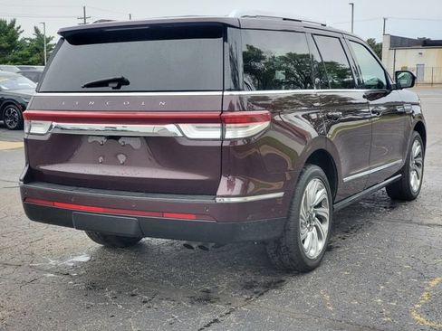 Certified 2024 Lincoln Navigator Reserve AWD/4WD image 4