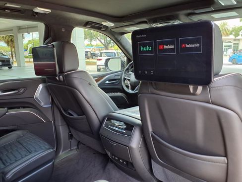 Certified 2023 Cadillac Escalade Sport Platinum w/ LPO, ONYX Package AWD/4WD image 14