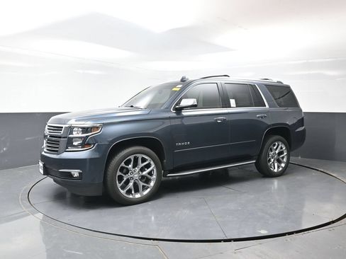 Used 2019 Chevrolet Tahoe Premier AWD/4WD image 13