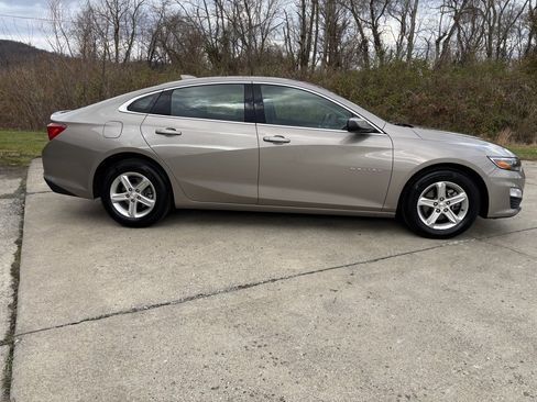 Used 2024 Chevrolet Malibu LT image 8