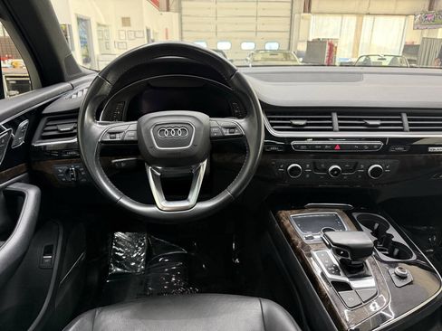 Used 2018 Audi Q7 3.0T Premium Plus w/ Premium Plus Package AWD/4WD image 23