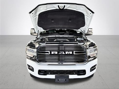 Used 2024 RAM 2500 Laramie AWD/4WD image 24