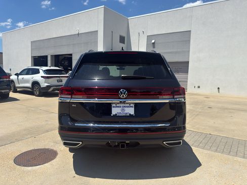 New 2026 Volkswagen Atlas SE FWD image 6