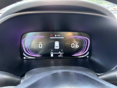Used 2024 Kia Soul LX w/ Option Group 015 FWD image 32
