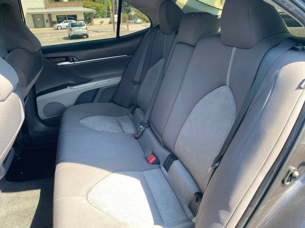Used 2023 Toyota Camry LE FWD image 17