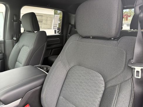 New 2026 RAM 1500 4x4 Crew Cab image 10