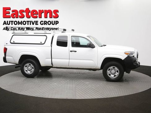 Used 2023 Toyota Tacoma SR RWD image 46