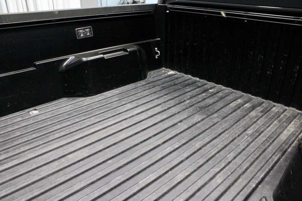Used 2025 Toyota Tacoma TRD Sport AWD/4WD image 14