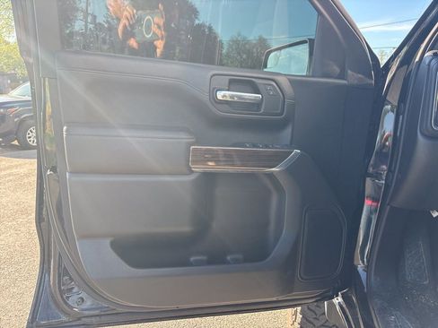 Used 2021 Chevrolet Silverado 1500 RST w/ Bed Protection Package image 10