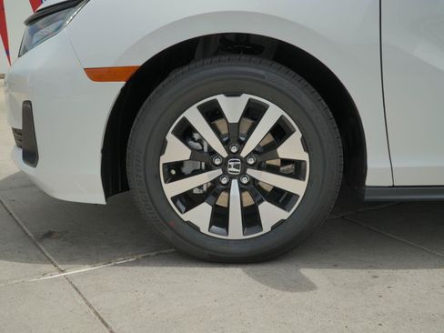 New 2026 Honda Odyssey EX-L image 12