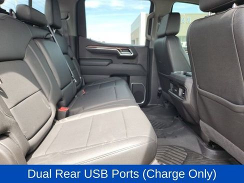 Used 2022 Chevrolet Silverado 1500 RST w/ Convenience Package II AWD/4WD image 17