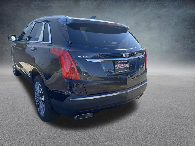 Used 2017 Cadillac XT5 Premium Luxury FWD image 9
