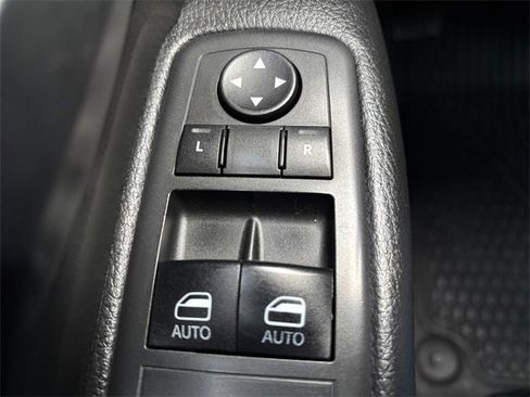 Used 2021 RAM 3500 Tradesman w/ Chrome Appearance Group image 15