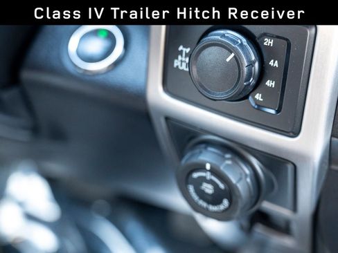 Used 2019 Ford F150 Platinum w/ Equipment Group 701A Luxury image 32