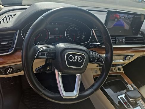 Used 2022 Audi Q5 2.0T Premium w/ Convenience Package AWD/4WD image 13