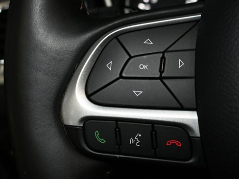 Used 2019 Jeep Compass Latitude w/ Popular Equipment Group image 29