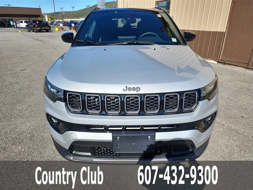 New 2025 Jeep Compass Limited w/ Sun & Sound Group AWD/4WD image 3