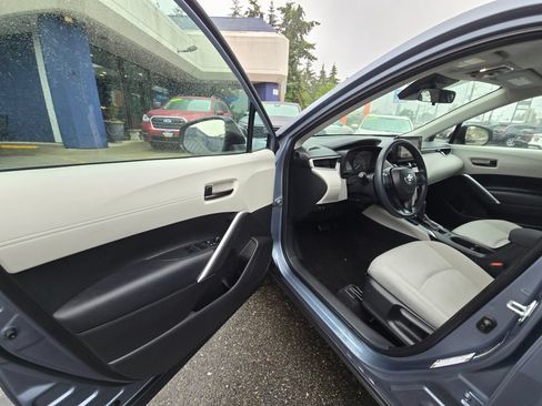 Used 2023 Toyota Corolla Cross L AWD/4WD image 20