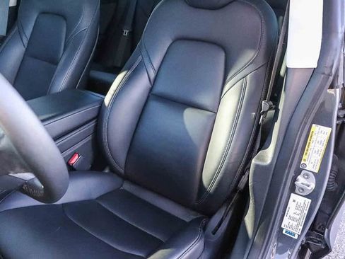 Used 2023 Tesla Model 3 Standard Range image 23