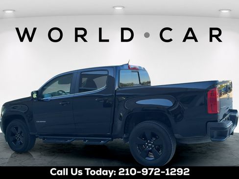 Used 2017 Chevrolet Colorado LT w/ Midnight Edition RWD image 5
