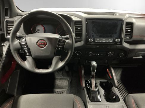 Used 2024 Nissan Frontier PRO-4X w/ Pro Convenience Package AWD/4WD image 10