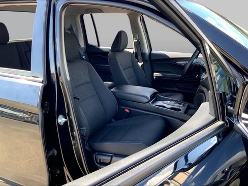 Used 2025 Honda Ridgeline Sport+ image 9